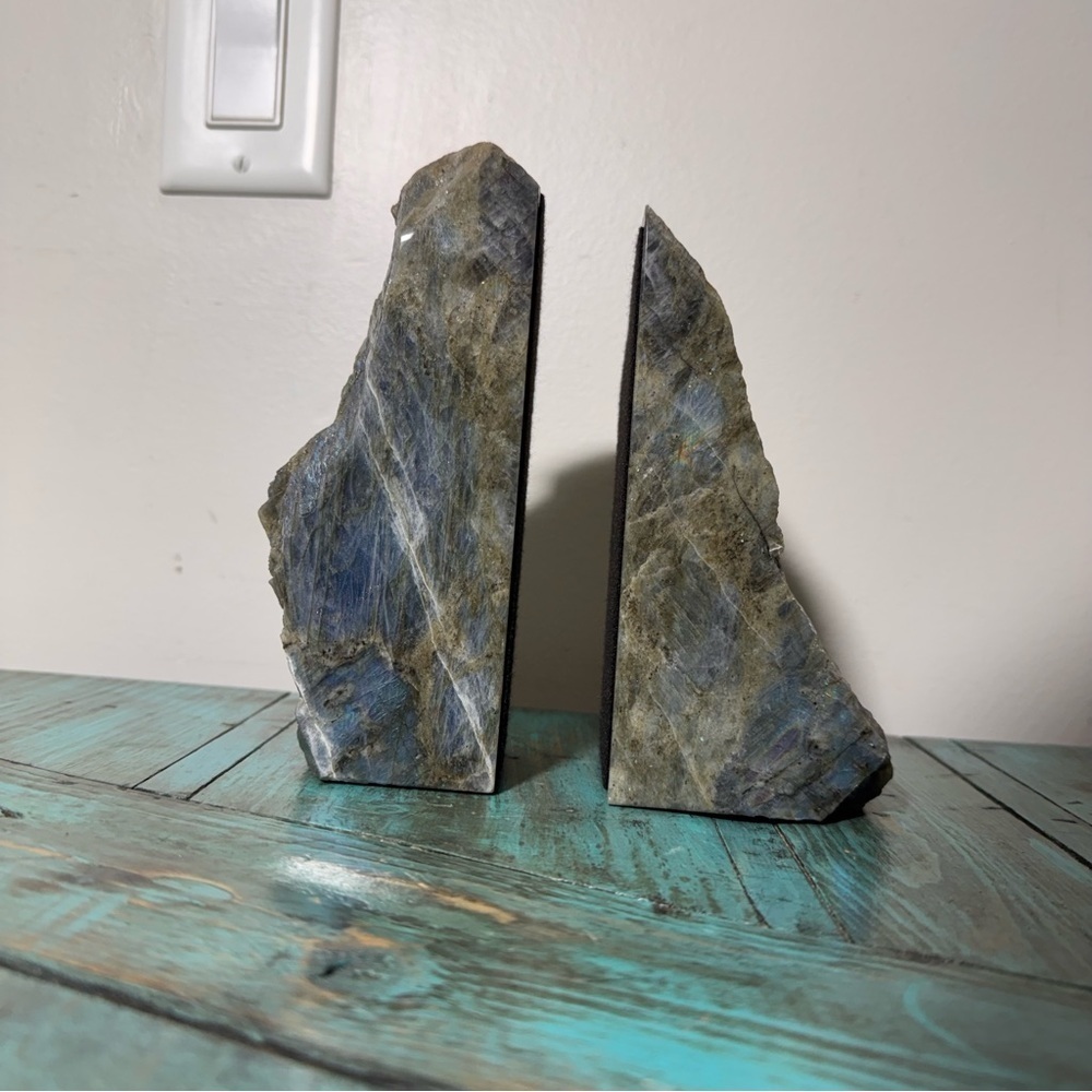 Labradorite Bookend Set - Picture 4 of 16